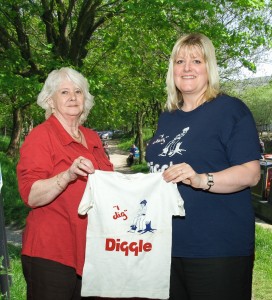 RELAUNCHED: Kath and Kirsty with the new t-shirt