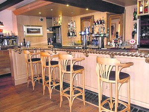 Printers Arms: Bar area