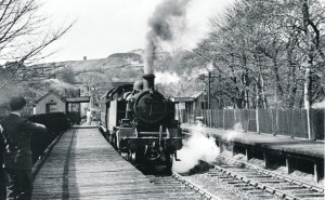P21 PHOTO-02_OS-RW-Oldham Branch-32-Grasscroft Halt-photo Jim DAVENPORT
