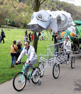 Fish cycle sculpture - credit Sean Hallsworth