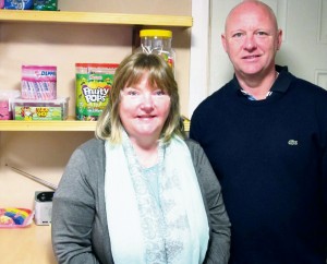 p3 denshaw shop Fred Linksey and Sue Blackburn2