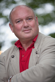 Louis  de Bernieres