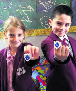 p17 blue peter lily and Tom