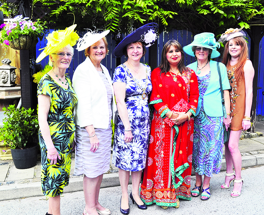 p26 ladies day old bell