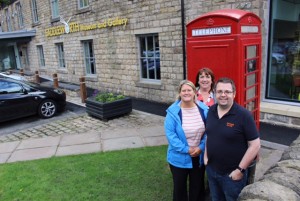 p4-museum-phone-box2