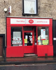 p7 lees post office